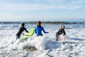 3-4 person surf lesson
